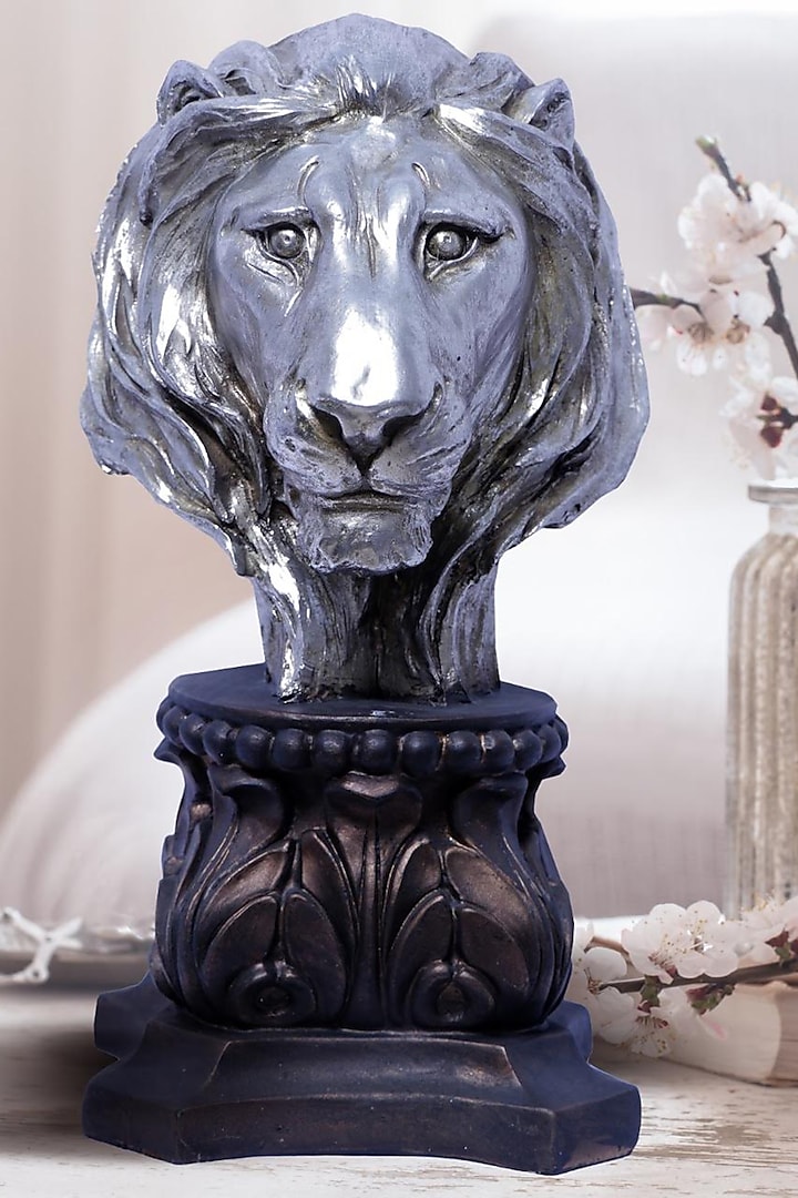 Silver Polyresin Sterling Majesty Lion Showpiece by The White Ink Decor