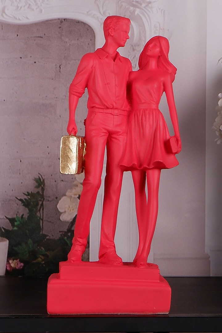 Red Polyresin Antique Couple Showpiece by The White Ink Decor at Pernia's Pop Up Shop