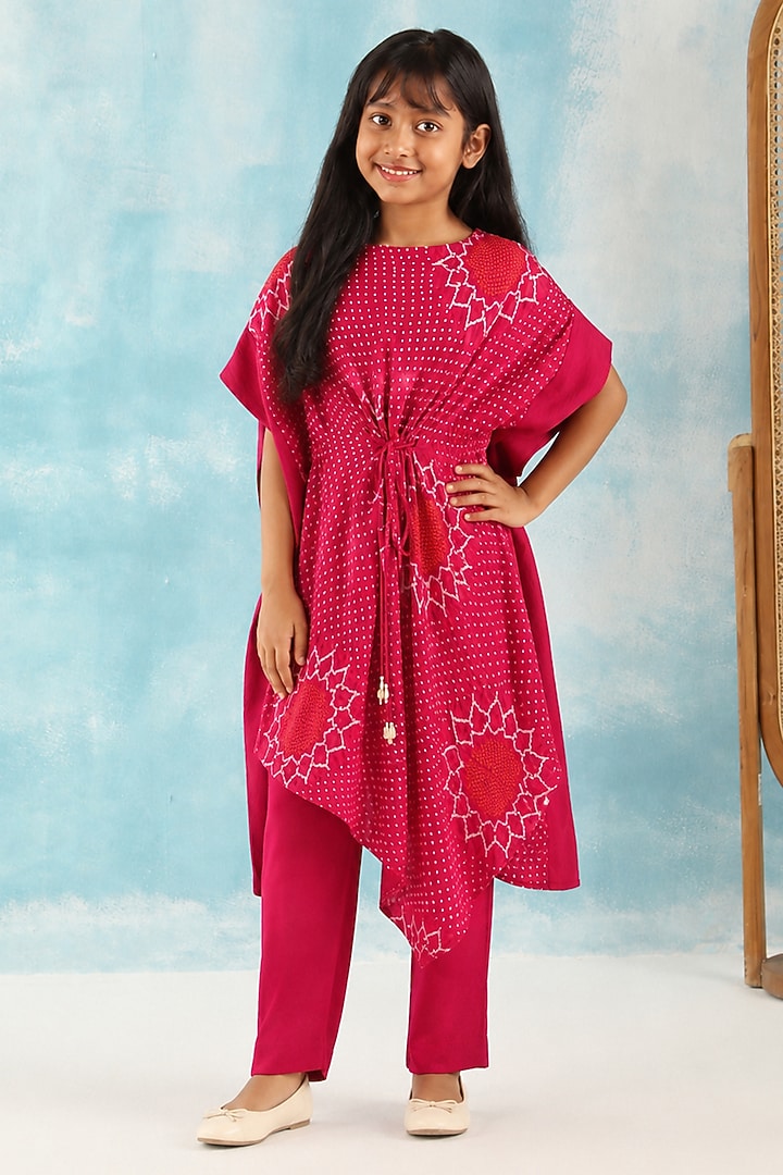 Pink Gajji Silk Bandhani Kaftan Set For Girls by Twenty Nine Kids at Pernia's Pop Up Shop