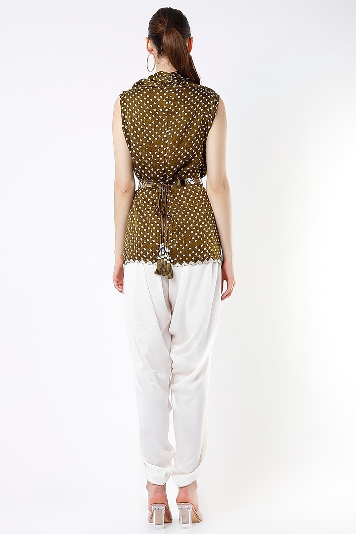 Mehendi Green Bandhani Cape Top With Belt by Twenty Nine at Pernia's Pop Up Shop
