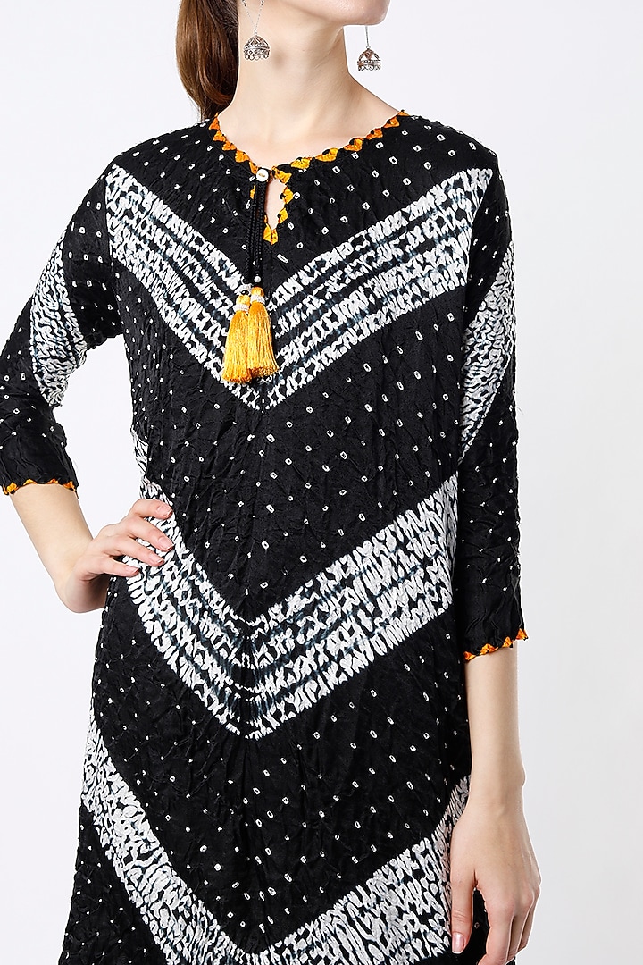 Black Tie-Dyed Tunic by Twenty Nine at Pernia's Pop Up Shop