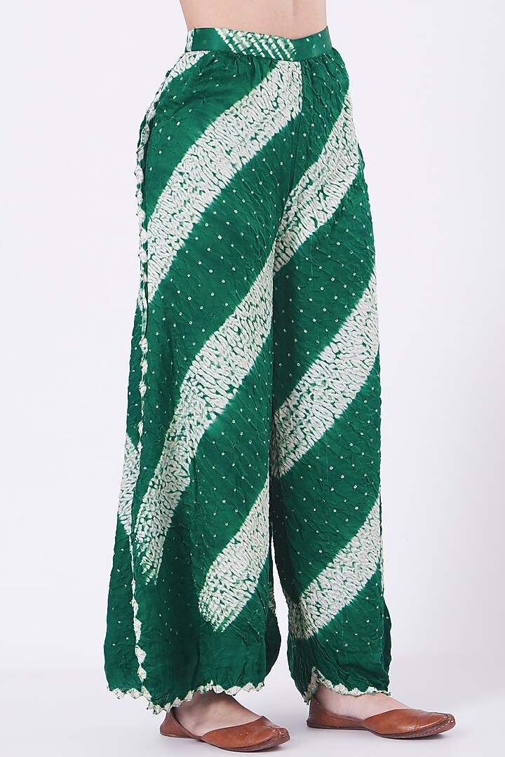Forest Green Embroidered Kaftan by Twenty Nine at Pernia's Pop Up Shop