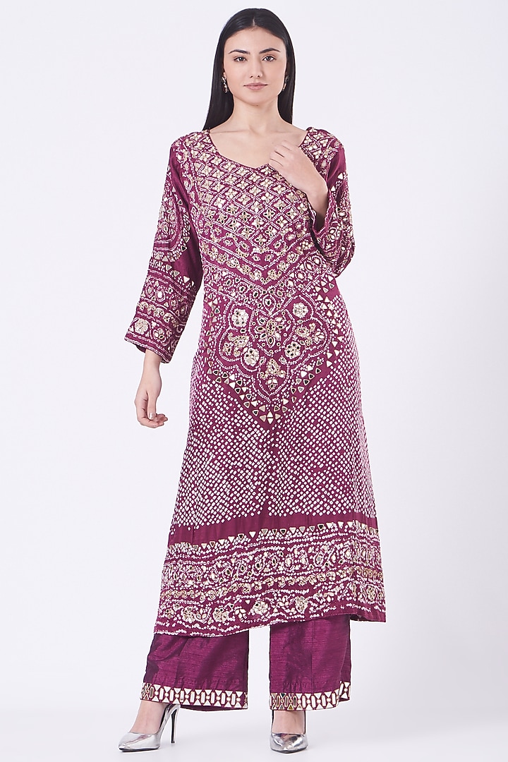 Wine Bandhani Kurta Set by Twenty Nine at Pernia's Pop Up Shop