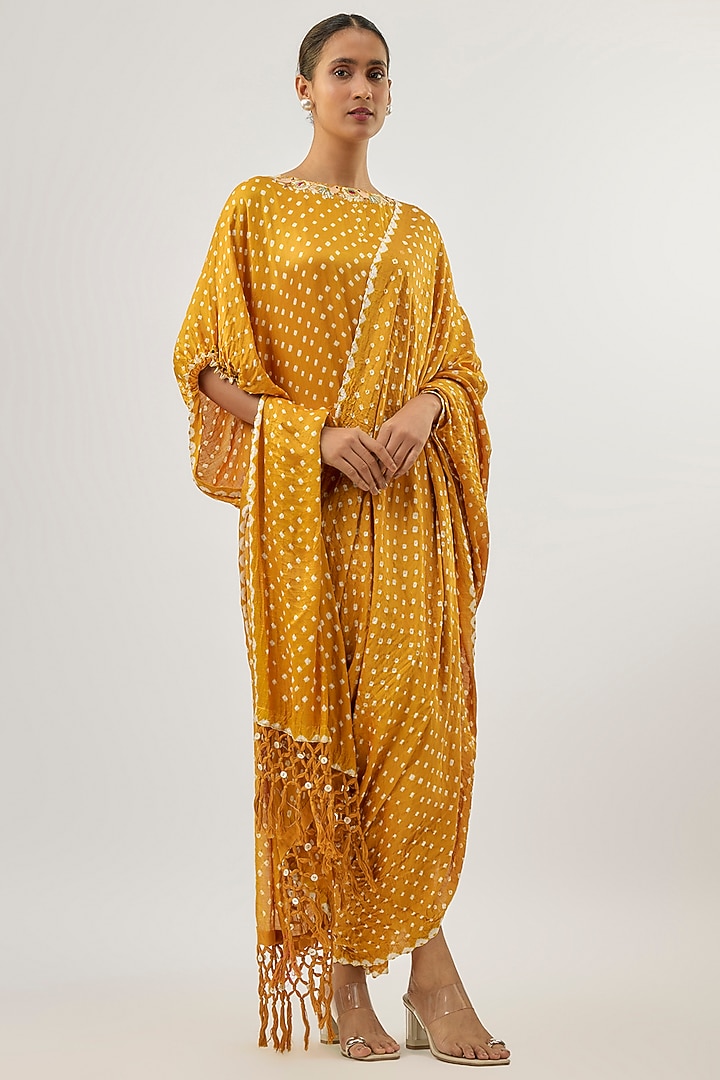 Yellow Silk Elasticated Wedding Saree by Twenty Nine at Pernia's Pop Up Shop