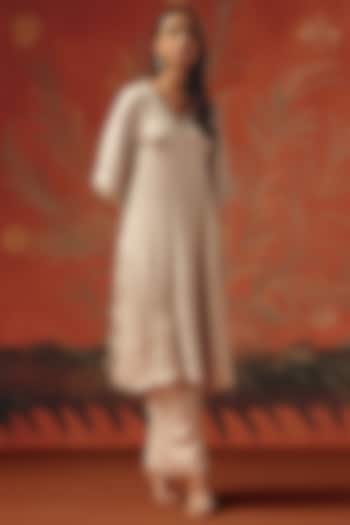 Moon Dust Gajji Silk Bandhani Mirror Work Kurta by Twenty Nine at Pernia's Pop Up Shop