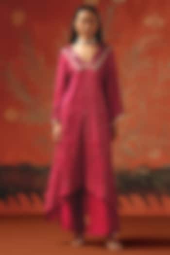 Wild Berry Gajji Silk Bandhani Mirror Work Kurta by Twenty Nine at Pernia's Pop Up Shop