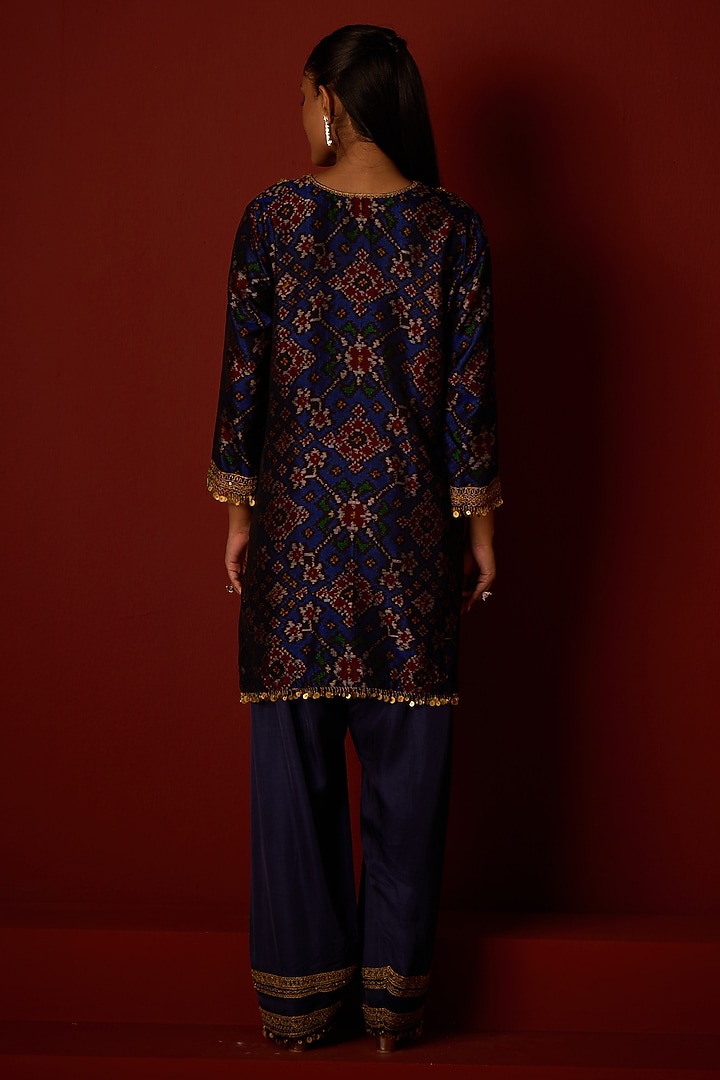 Deep Indigo Patola Marodi Embellished Tunic Set by Twenty Nine at Pernia's Pop Up Shop