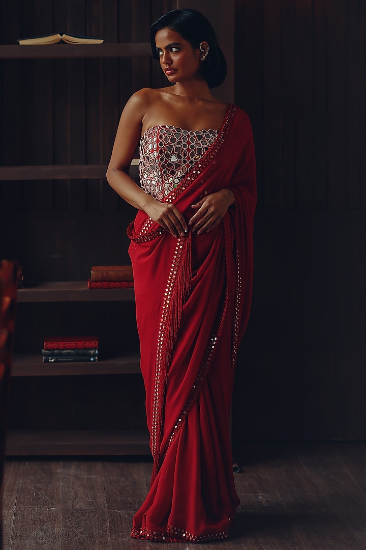 Scarlet Red Georgette Mirror Work Wedding Saree Set by Twenty Nine at Pernia's Pop Up Shop