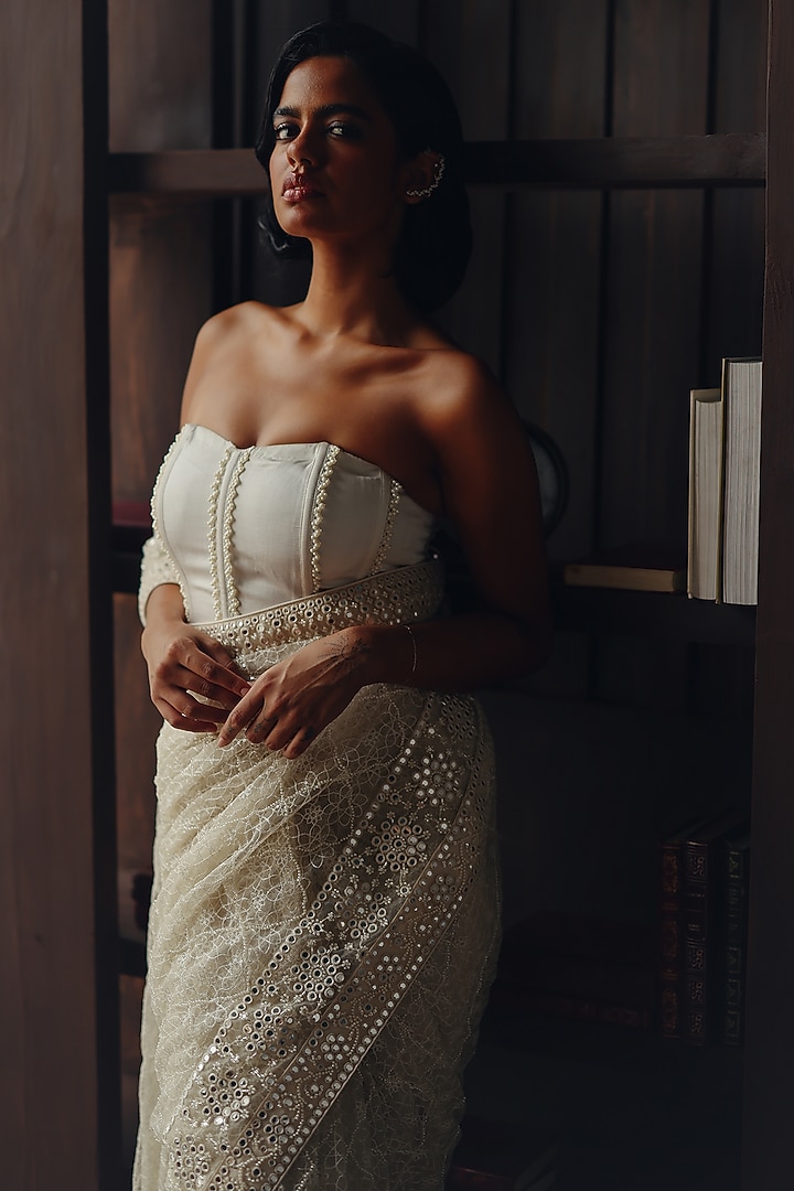 Dewdrop Ivory Jaal Net Mirror Embellished Wedding Saree Set by Twenty Nine at Pernia's Pop Up Shop