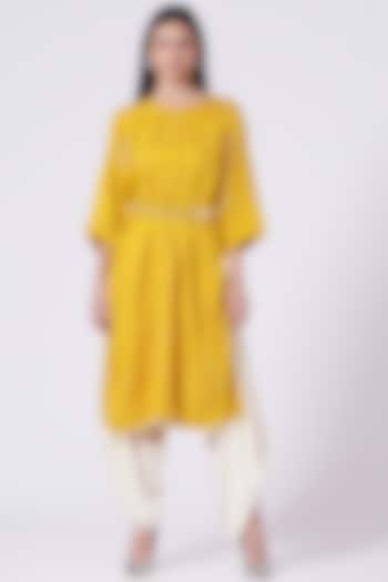 Yellow Bandhani Paneled Tunic by Twenty Nine at Pernia's Pop Up Shop