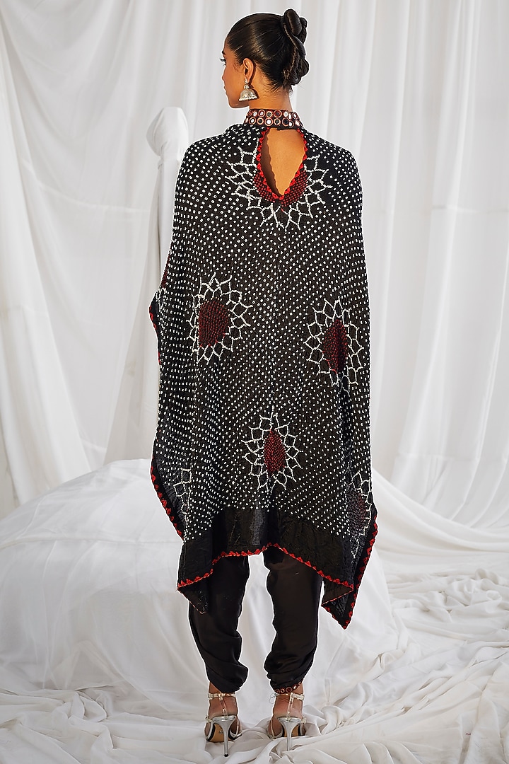 Blue Sunflower Bandhani Cape by Twenty Nine at Pernia's Pop Up Shop
