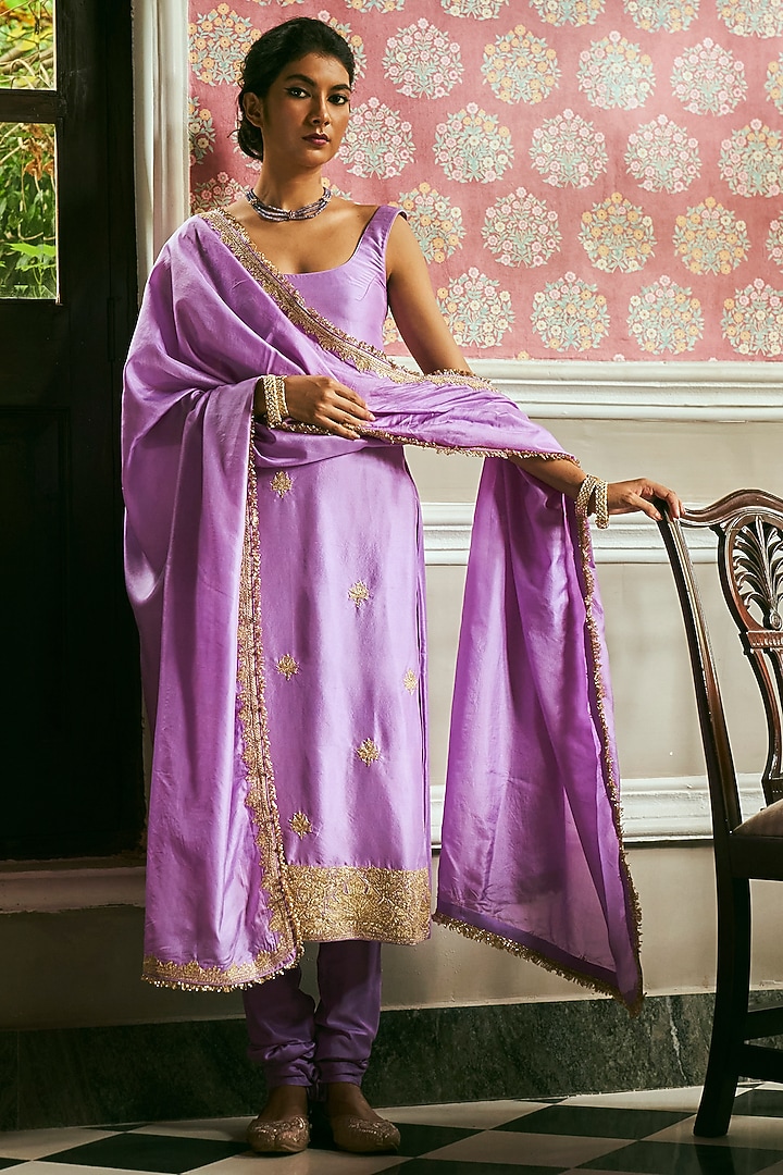 Lilac Dupion Silk Kurta Set by The Whole Nine Yards at Pernia's Pop Up Shop