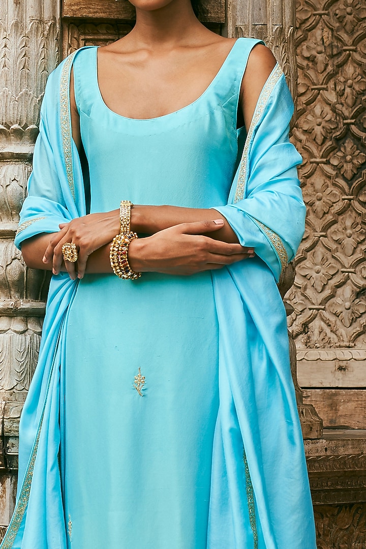 Aqua Blue Dupion Silk Kurta Set by The Whole Nine Yards at Pernia's Pop Up Shop