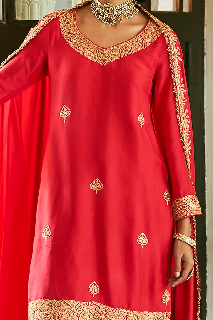 Red Dupion Silk Kurta Set by The Whole Nine Yards at Pernia's Pop Up Shop