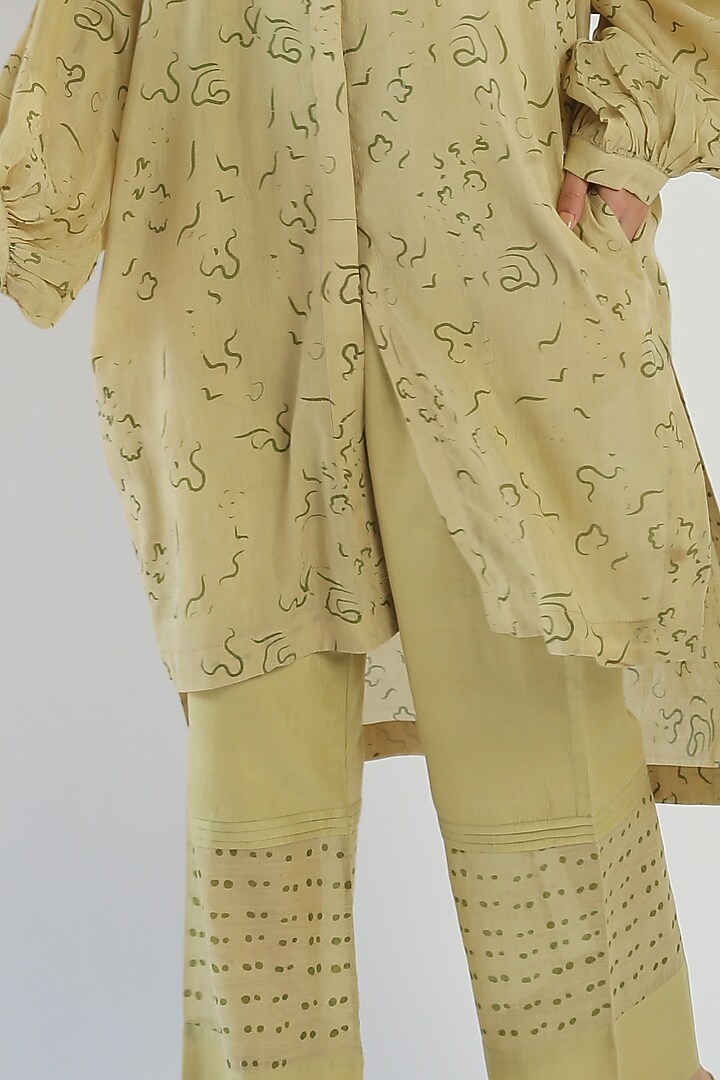 Green Floral Printed Asymmetrical Tunic Set by Two Fold Store at Pernia's Pop Up Shop
