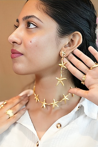 Gold Electo-Plated Hot Enameled Starfish Choker Necklace by TWYLA TREASURES