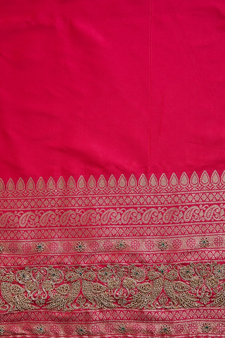 Peach Vegan Silk Printed Wedding Saree Set by TYAASHU at Pernia's Pop Up Shop