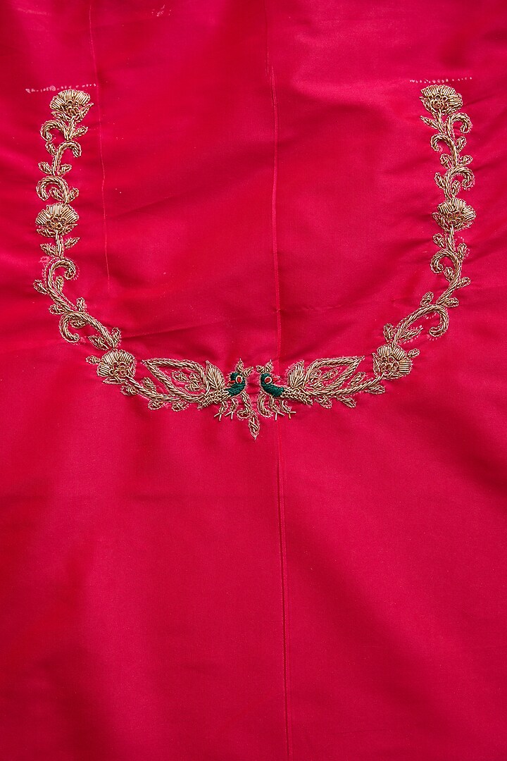 Peach Vegan Silk Printed Wedding Saree Set by TYAASHU at Pernia's Pop Up Shop