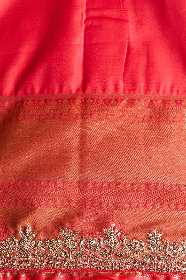 Gold Vegan Silk Floral Printed & Weave Embroidered Party Wear Saree Set by TYAASHU at Pernia's Pop Up Shop