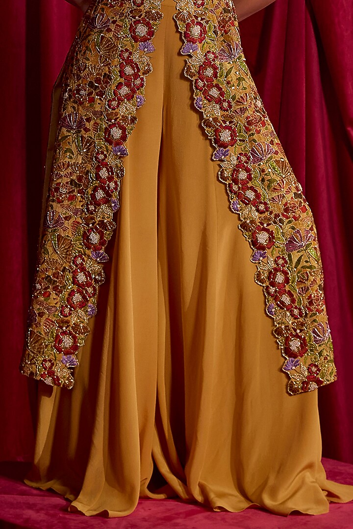 Beige Tissue Resham Embroidered & Floral Printed Kurta Set by TYOHAR at Pernia's Pop Up Shop