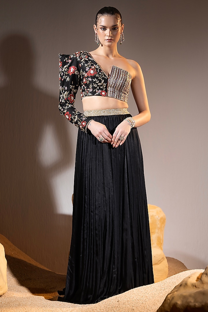 Black Dupion & Satin Chiffon Wedding Lehenga Set by TYOHAR at Pernia's Pop Up Shop