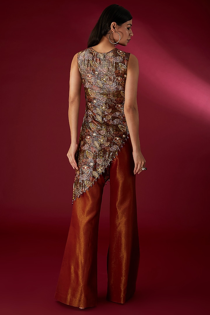 Maroon Lurex Georgette Zari Embroidered & Floral Printed Kurta Set by TYOHAR at Pernia's Pop Up Shop