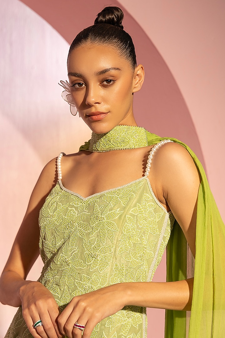 Green Tissue Hand Embroidered Kurta Set by TYOHAR at Pernia's Pop Up Shop