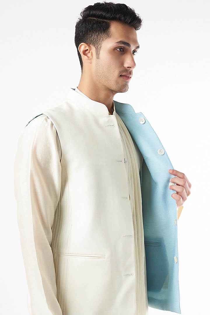 White Chanderi Silk Kurta Set With Bundi Jacket by DUARA MEN at Pernia's Pop Up Shop