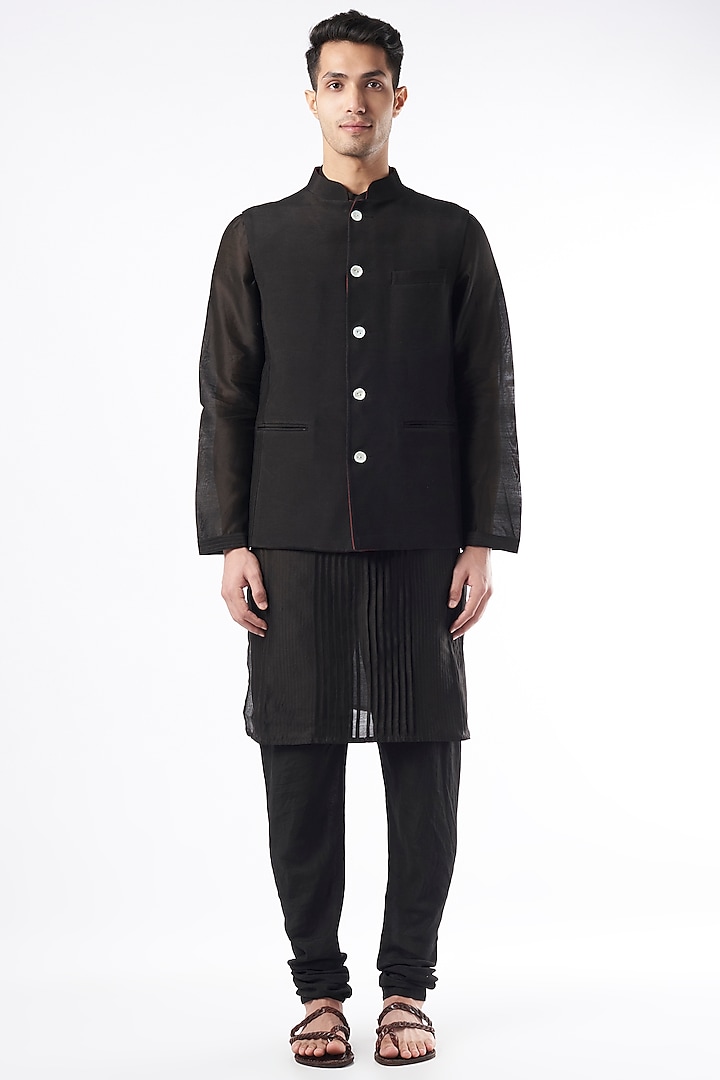 Black Chanderi Silk Kurta Set With Bundi Jacket by DUARA MEN