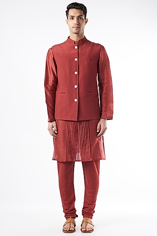 Red Chanderi Silk Kurta Set With Bundi Jacket by DUARA MEN