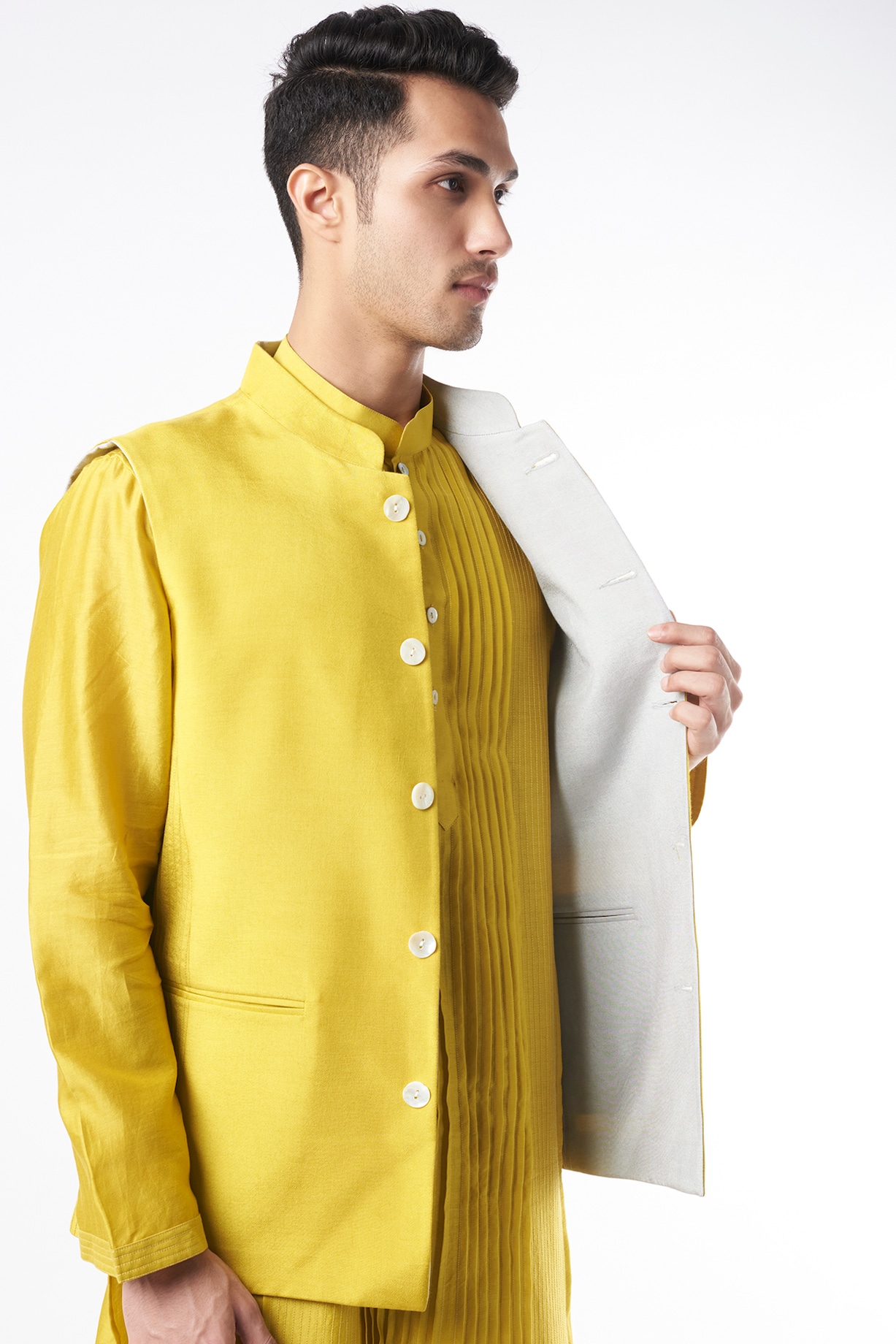 Mustard Chanderi Silk Kurta Set With Bundi Jacket by DUARA MEN