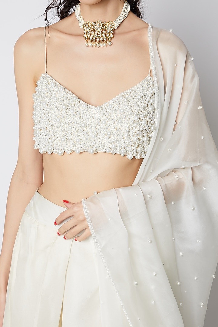 White Silk Structured Wedding Lehenga Set by DUARA at Pernia's Pop Up Shop