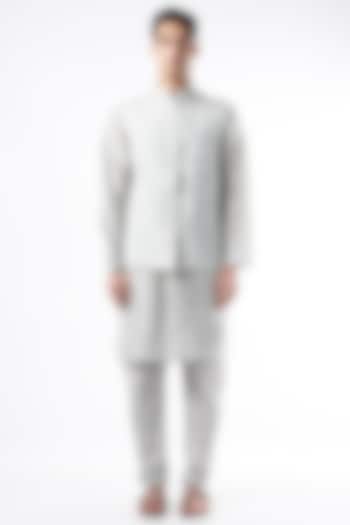 Light Grey Chanderi Silk Kurta Set With Bundi Jacket by DUARA MEN