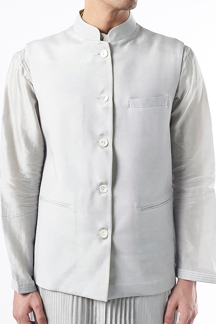 Light Grey Chanderi Silk Kurta Set With Bundi Jacket by DUARA MEN at Pernia's Pop Up Shop