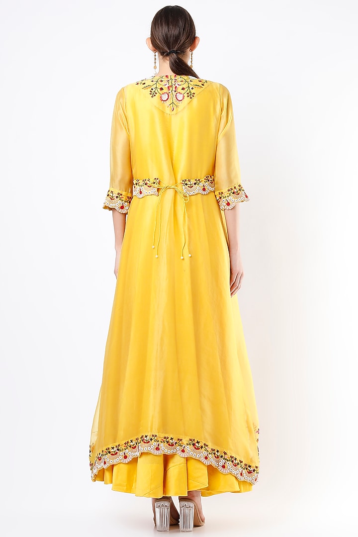 Yellow Embroidered Jacket Set With Belt by Usha Bagri at Pernia's Pop Up Shop