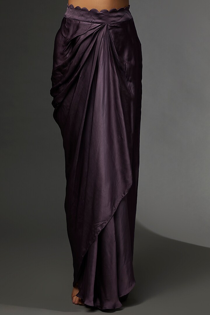 Purple Organza Zardosi Embroidered Cape Set by USHA BAGRI at Pernia's Pop Up Shop
