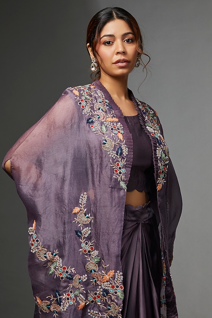 Purple Organza Zardosi Embroidered Cape Set by USHA BAGRI at Pernia's Pop Up Shop
