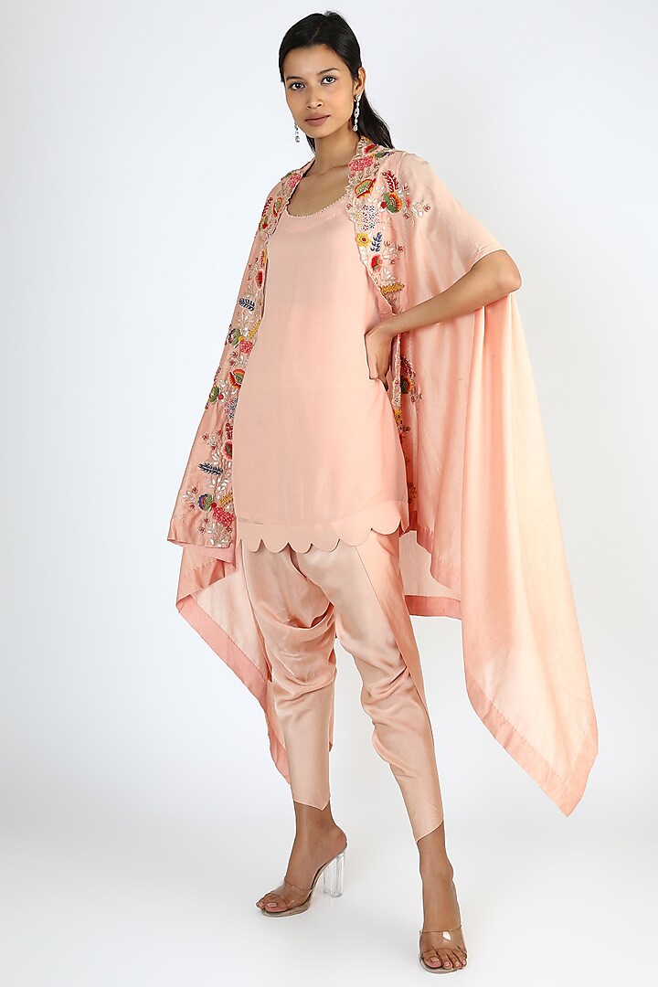 Blush Pink Kurta Set With Cape by USHA BAGRI