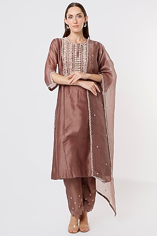 Brown Embroidered Kurta Set by USHA BAGRI