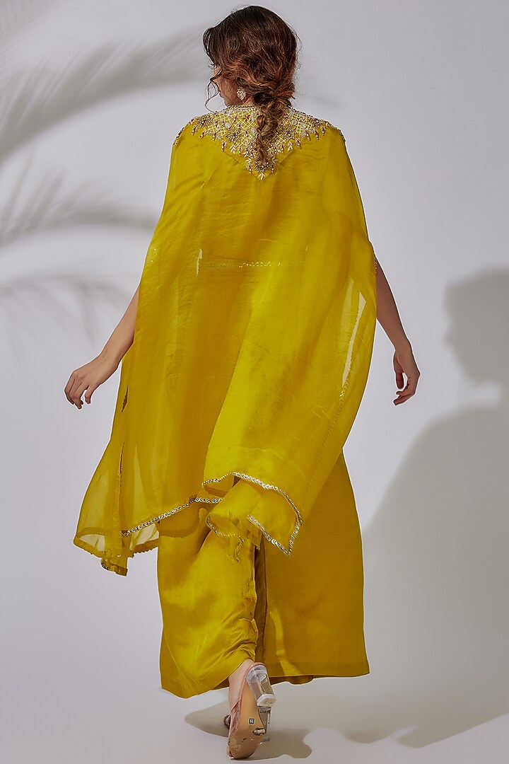 Mustard organza Embroidered Cape Set by USHA BAGRI at Pernia's Pop Up Shop