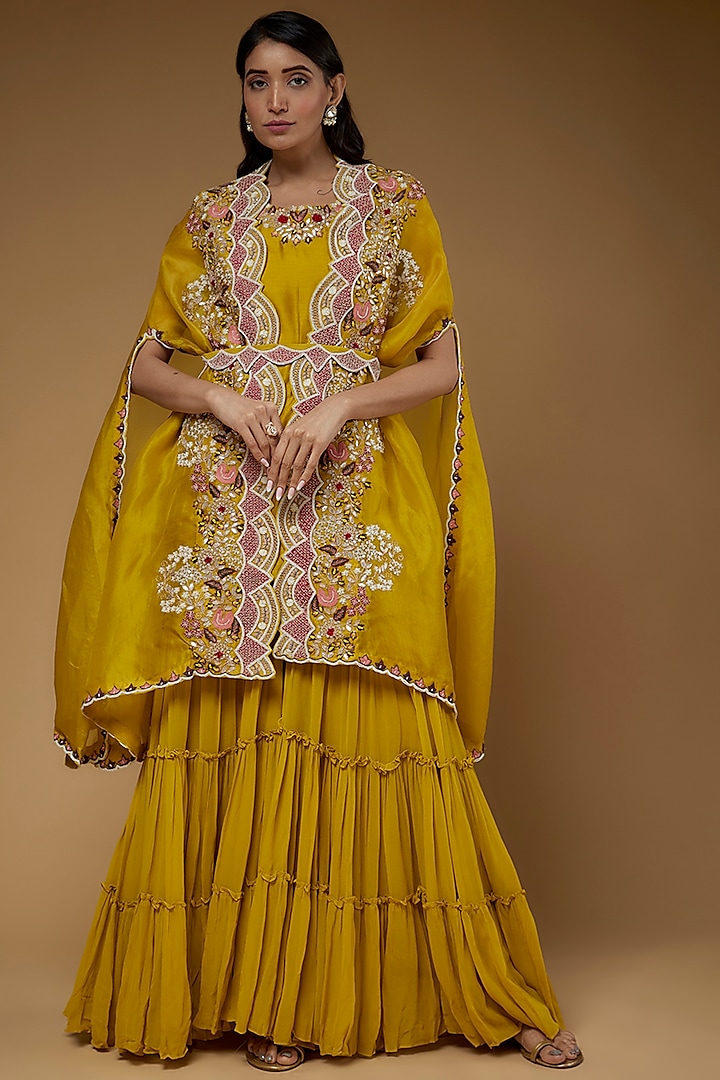 Yellow Organza Embroidered Cape Set by USHA BAGRI at Pernia's Pop Up Shop