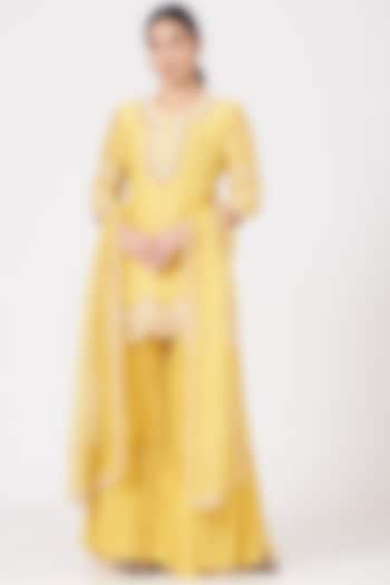 Yellow Chanderi Silk Sharara Set by USHA BAGRI