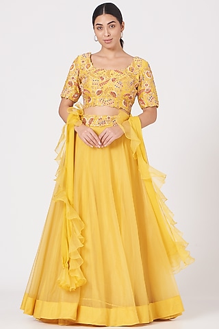 Yellow Organza Lehenga Set by USHA BAGRI