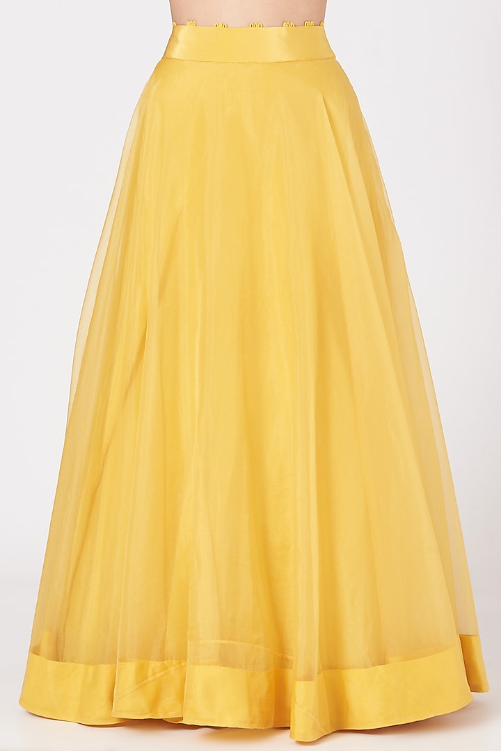 Yellow Organza Wedding Lehenga Set by USHA BAGRI at Pernia's Pop Up Shop