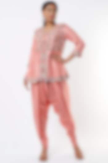 Peach Silk Dhoti Set by USHA BAGRI at Pernia's Pop Up Shop