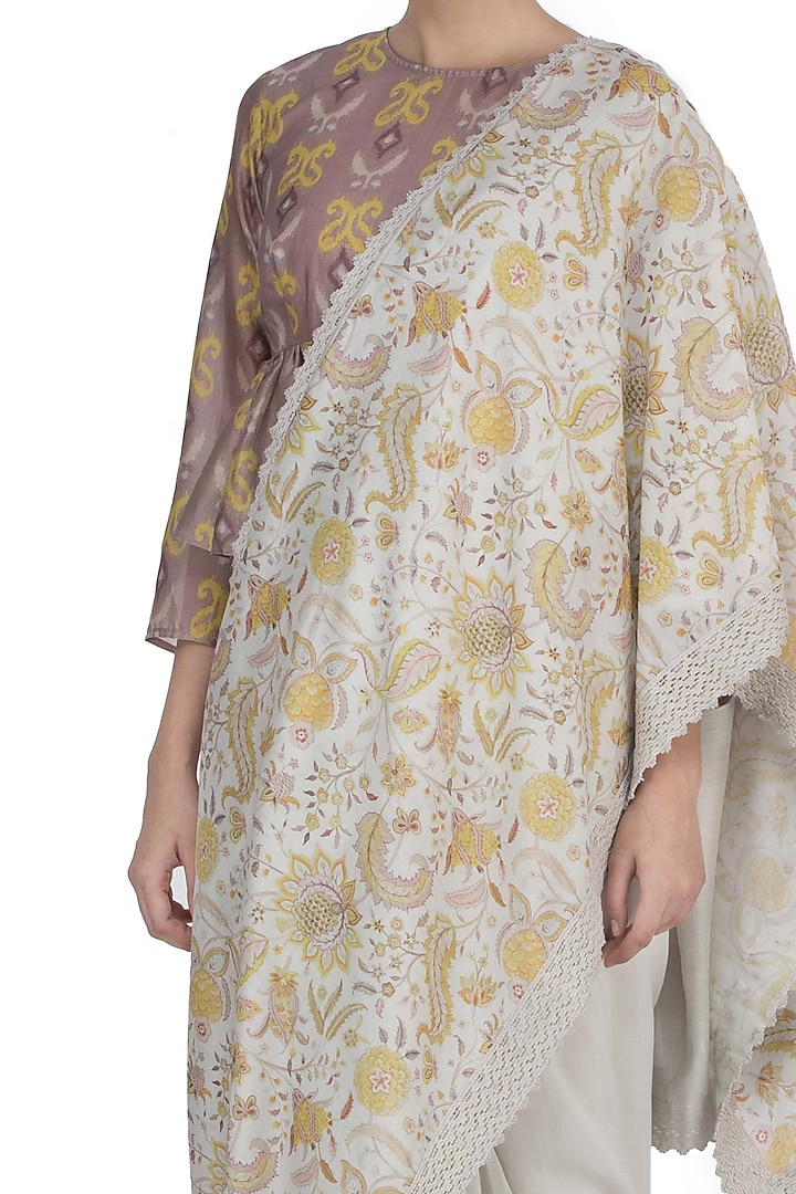 Off White Printed Party Wear Saree by Uri by Mrunalini Rao at Pernia's Pop Up Shop