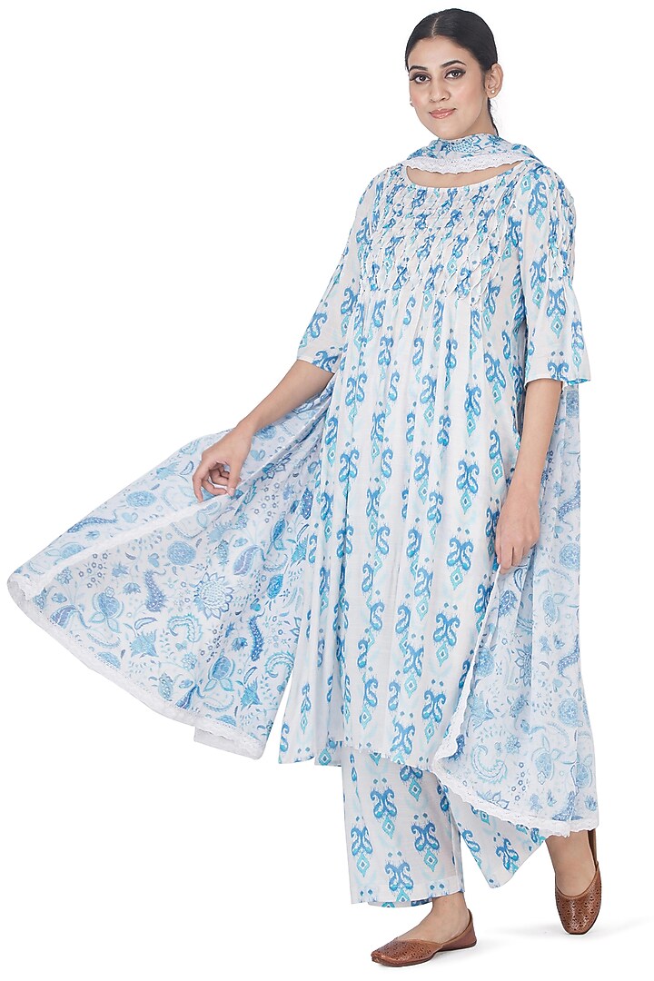 White & Blue Printed Kurta Set by Uri by Mrunalini Rao at Pernia's Pop Up Shop