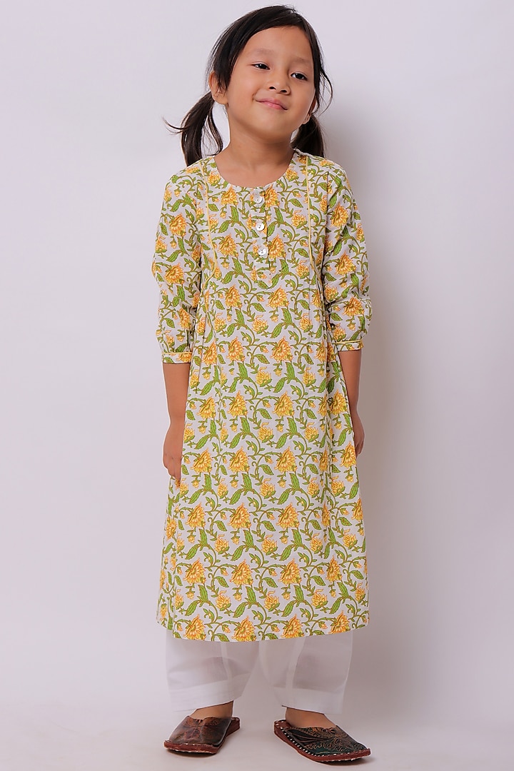 Yellow Floral Printed Kurta Set For Girls by My Litte Lambs
