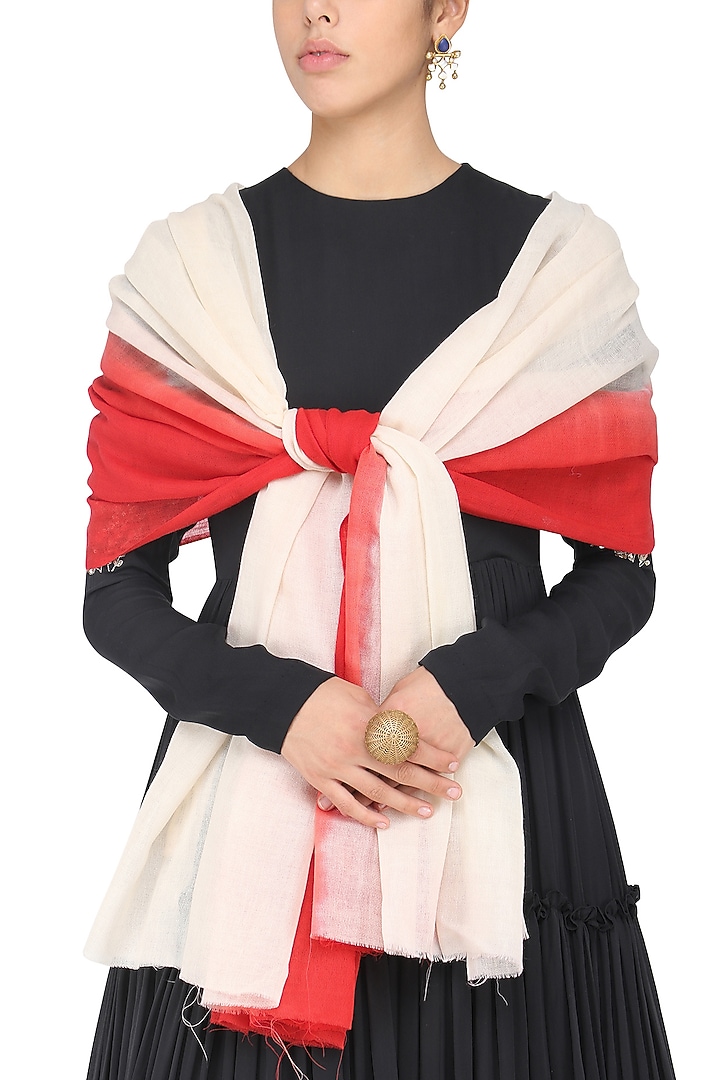 Urvashi Kaur presents Ecru and red ombre woolen stole available only at Pernia's Pop Up Shop.
