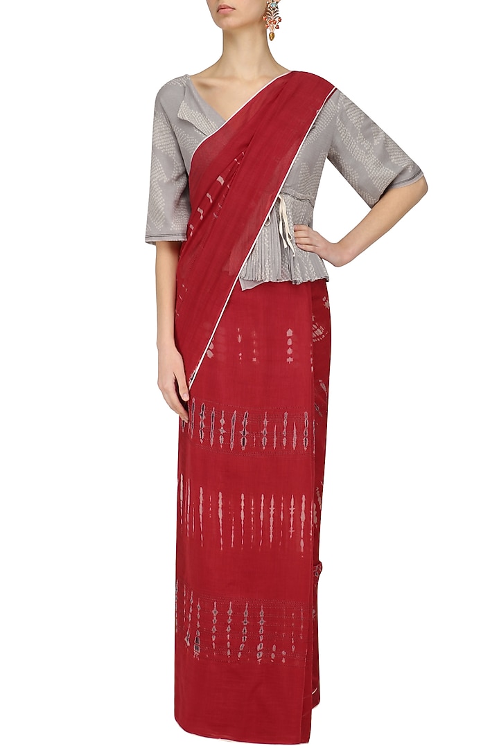 Red tye and dye saree available only at Pernia's Pop Up Shop.